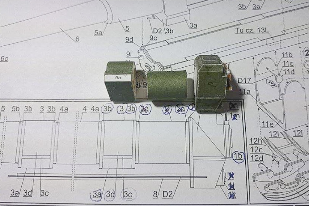 278631
