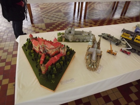2013_10_12 Kaden cup N�chod - pap�rov� modely