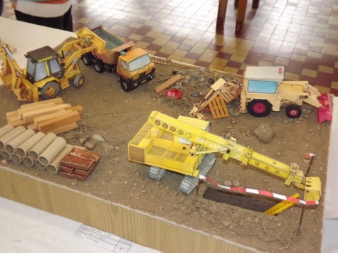2013_10_12 Kaden cup N�chod - pap�rov� modely