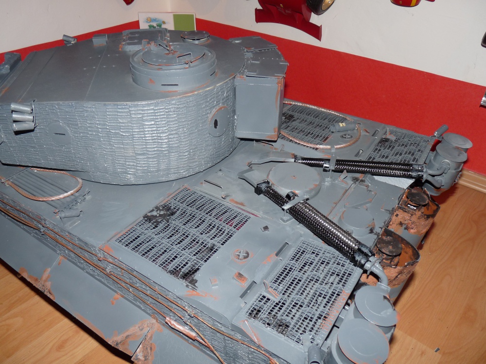 PzKw VI Tiger I - Rusko 1943 (Plná velikost v novém okně) PzKw VI Tiger I - Rusko 1943