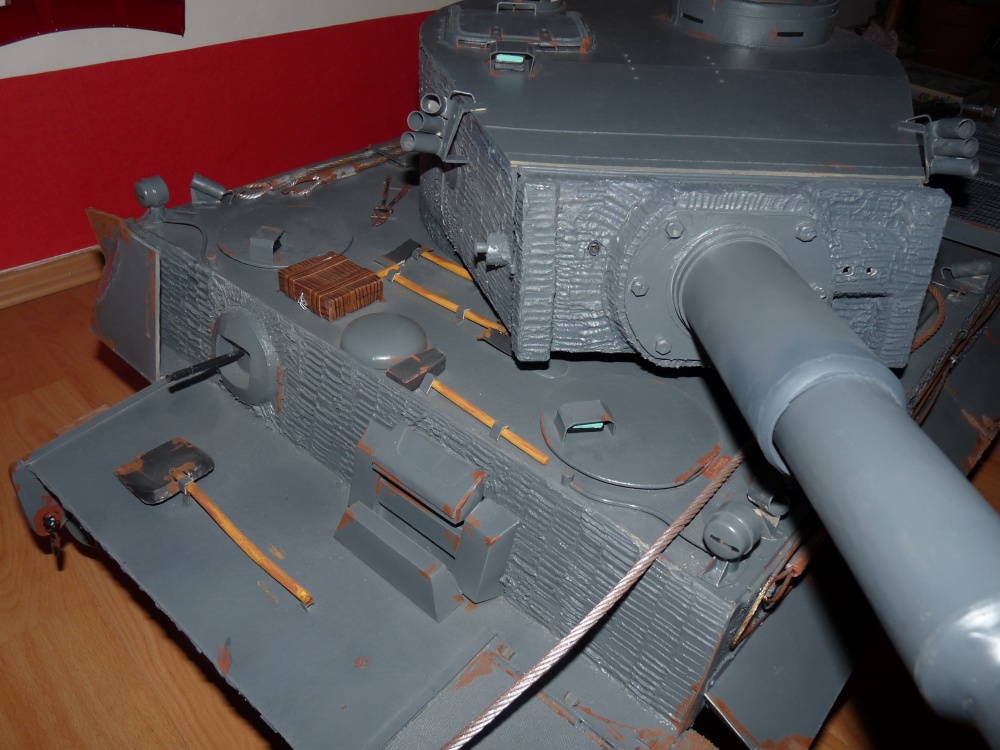 PzKw VI Tiger I - Rusko 1943 (Plná velikost v novém okně) PzKw VI Tiger I - Rusko 1943