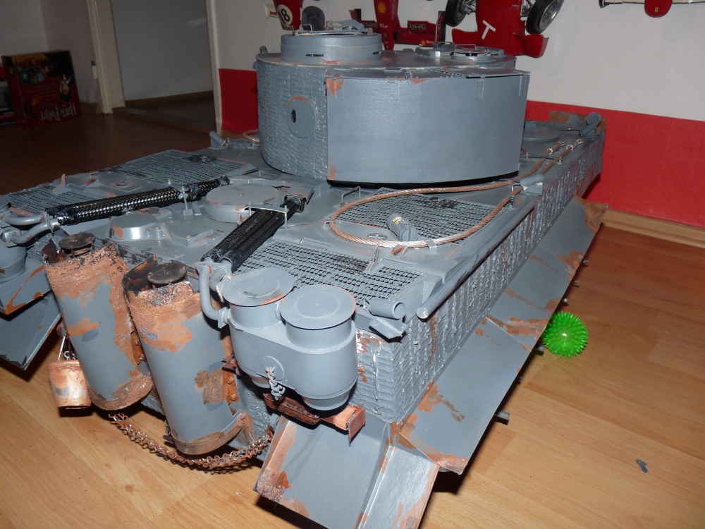 PzKw VI Tiger I - Rusko 1943 (Plná velikost v novém okně) PzKw VI Tiger I - Rusko 1943