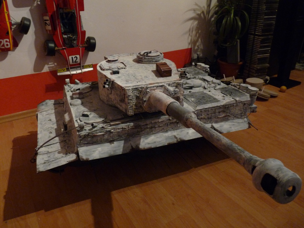 PzKw VI Tiger I - Rusko 1943 (Plná velikost v novém okně) PzKw VI Tiger I - Rusko 1943