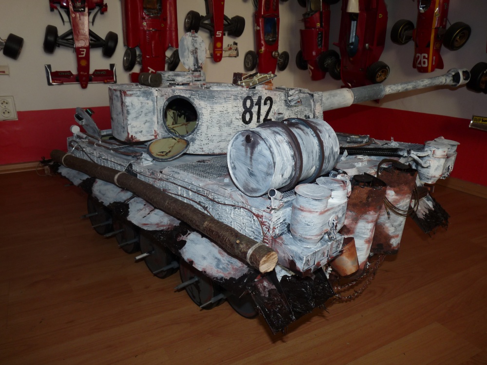PzKw VI Tiger I - Rusko 1943 (Plná velikost v novém okně) PzKw VI Tiger I - Rusko 1943