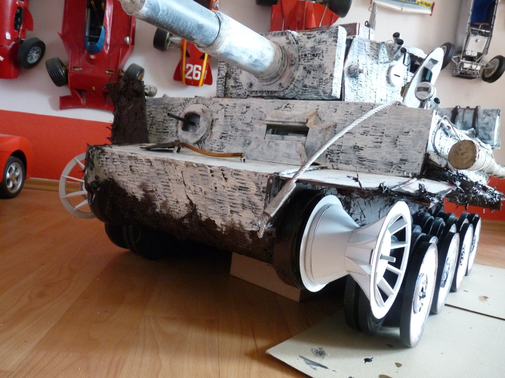 PzKw VI Tiger I - Rusko 1943 (Plná velikost v novém okně) PzKw VI Tiger I - Rusko 1943