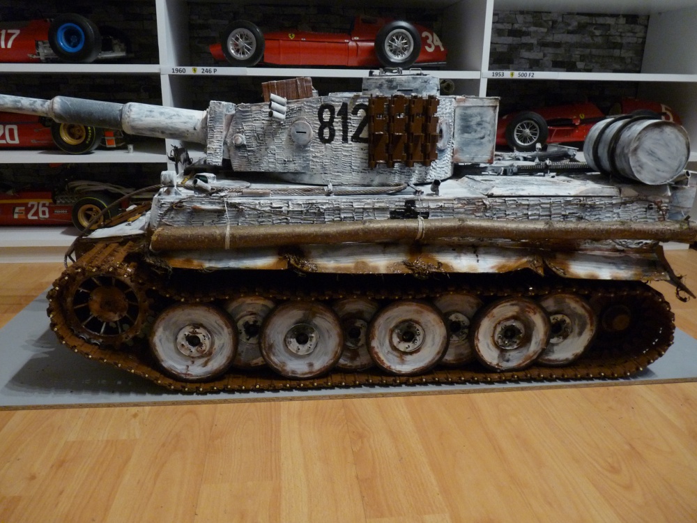 330913