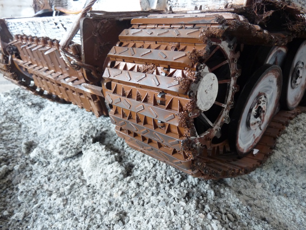 332827