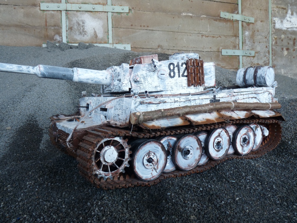 332848