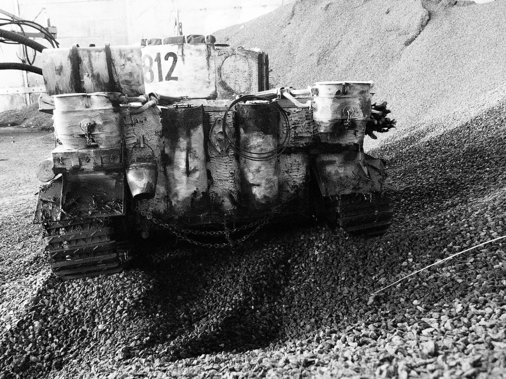 PzKw VI Tiger I - Rusko 1943 (Plná velikost v novém okně) PzKw VI Tiger I - Rusko 1943