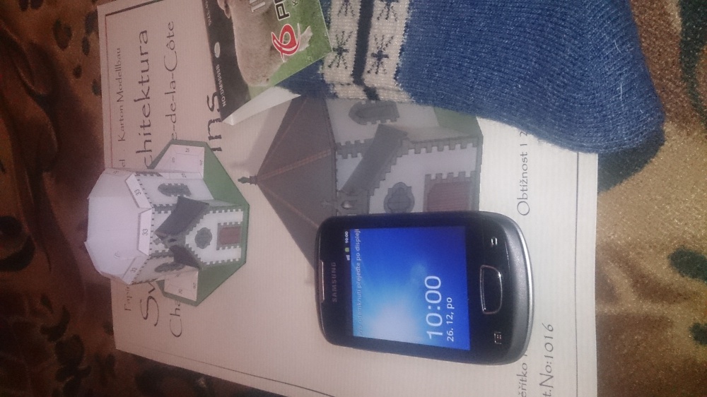 302478