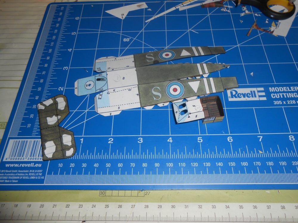 SOPWITH F.1 CAMEL - zelený (Plná velikost v novém okně) SOPWITH F.1 CAMEL - zelený