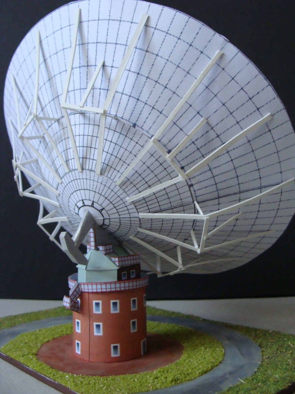 Hvězdárny a observatoře (Plná velikost v novém okně) Hvězdárny a observatoře