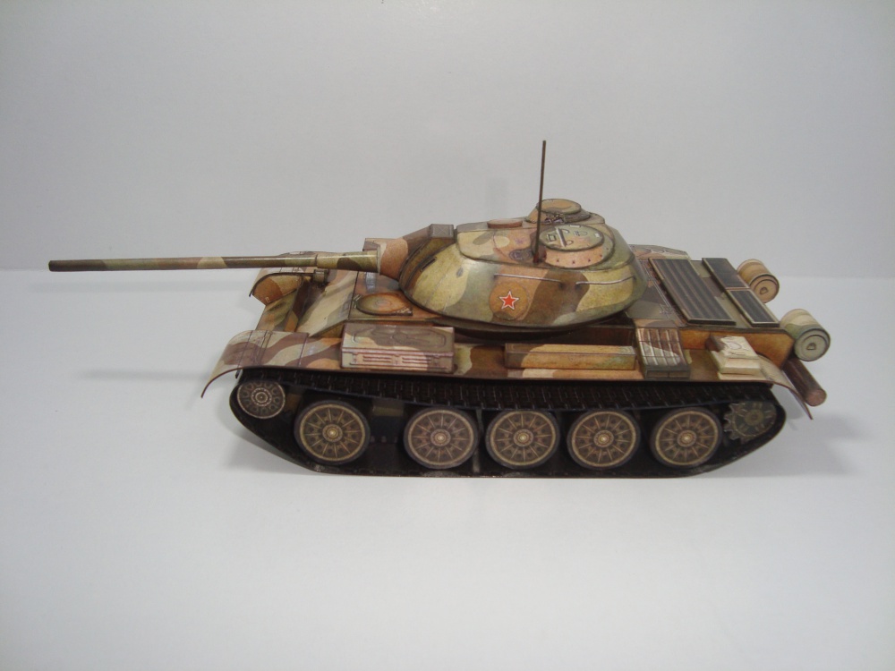 T-54 (Plná velikost v novém okně) T-54