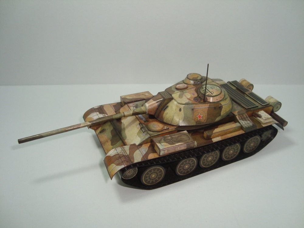 T-54 (Plná velikost v novém okně) T-54