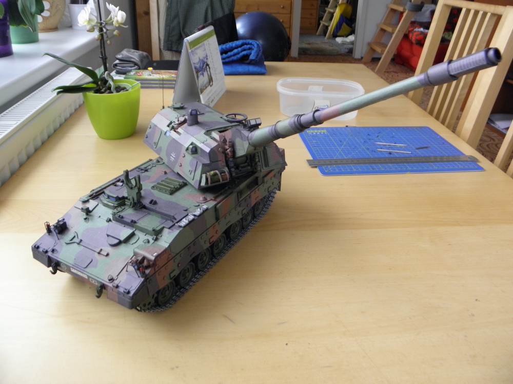 Panzerhaubitze 200 (Plná velikost v novém okně) Panzerhaubitze 200