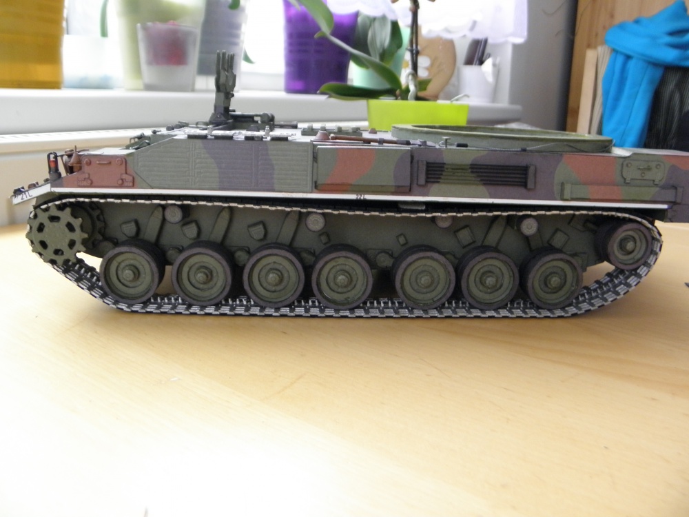 Panzerhaubitze 200 (Plná velikost v novém okně) Panzerhaubitze 200