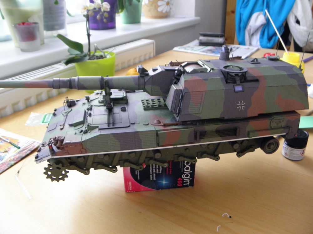 Panzerhaubitze 200 (Plná velikost v novém okně) Panzerhaubitze 200