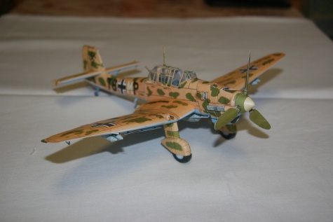 Junkers JU-87 B Trop Junkers JU-87 B Trop