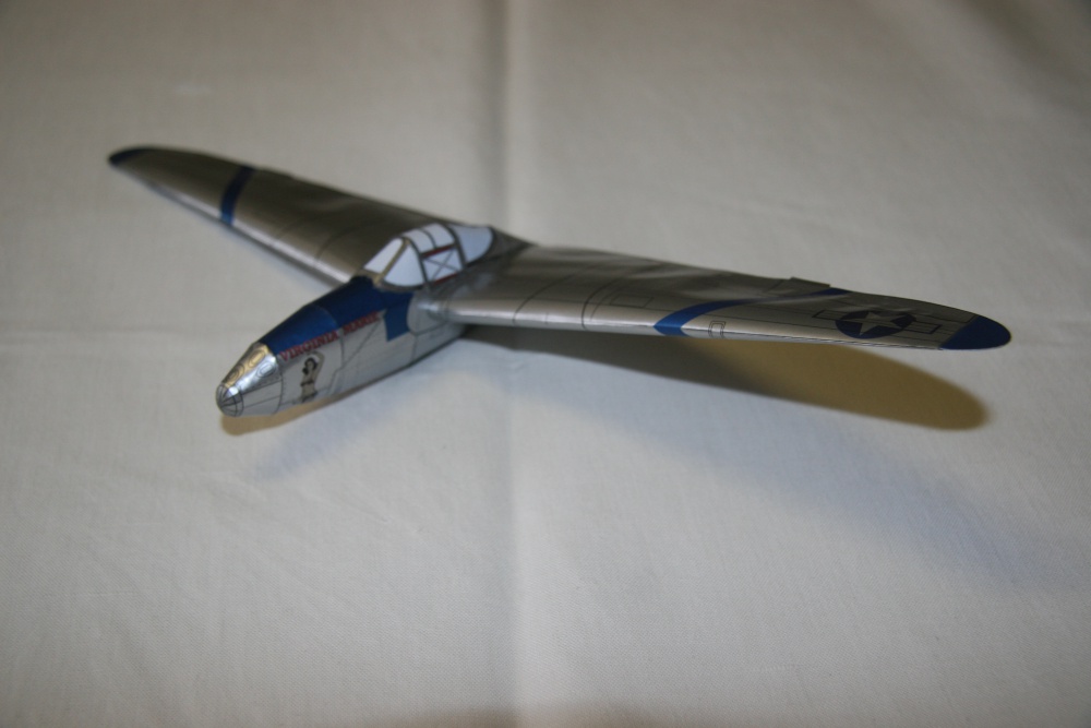 Lockheed P-38J Lightning (Pln� velikost v nov�m okn�) Lockheed P-38J Lightning