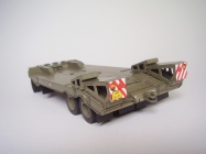 Tatra 813