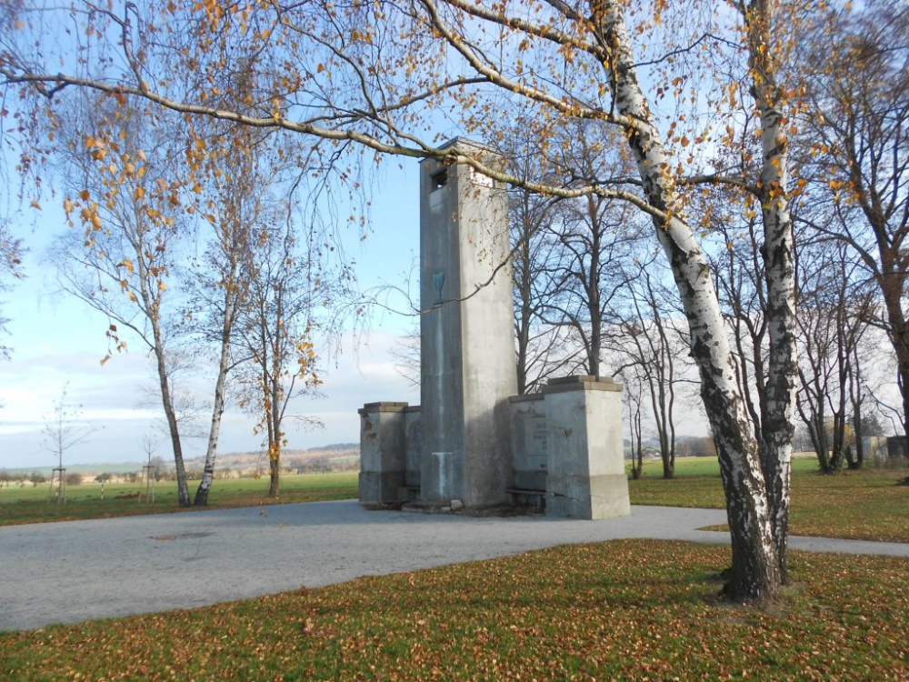 rozhledna Mandava (Pln� velikost v nov�m okn�) rozhledna Mandava