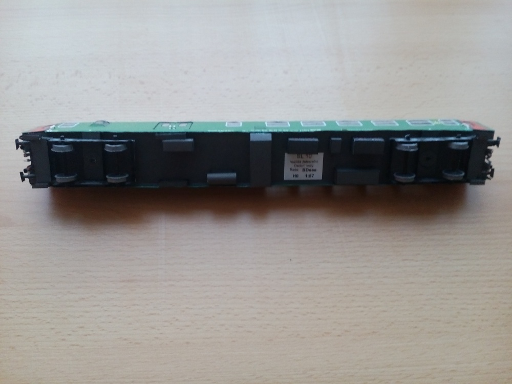 306692