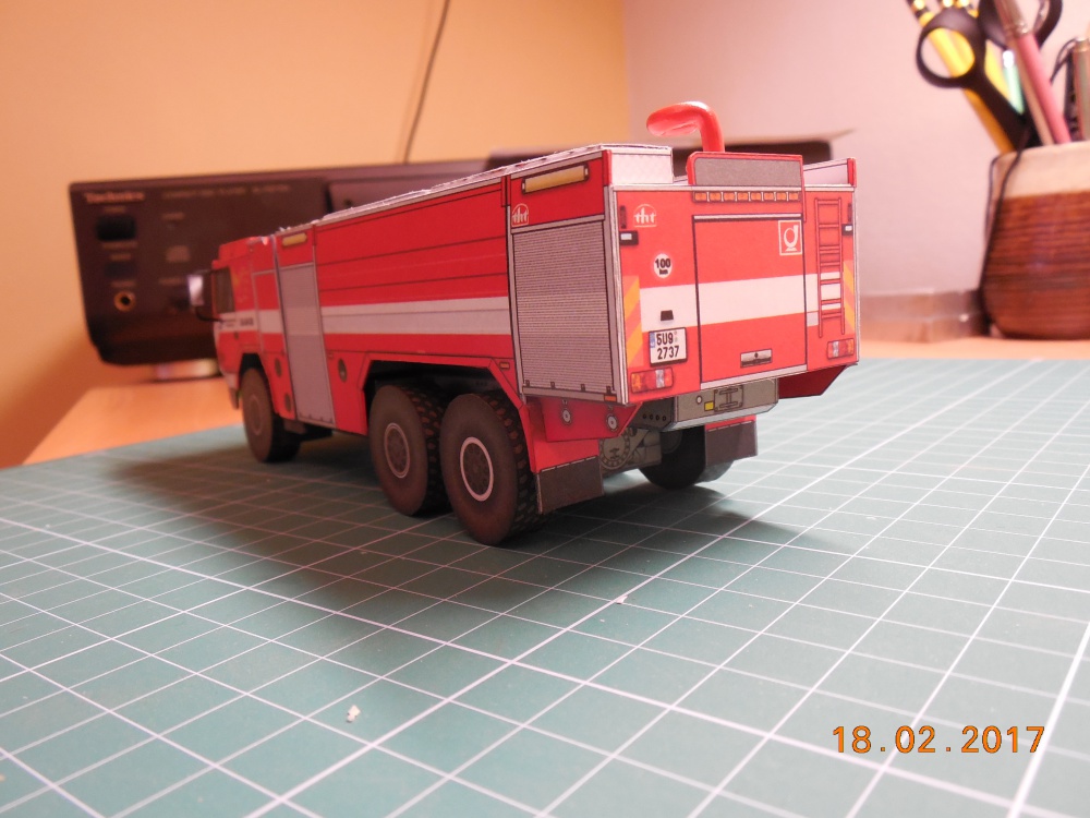 305924
