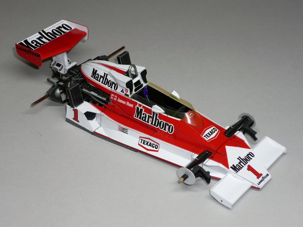 McLaren M26 - James Hunt - GP panělska 1977 (Plná velikost v novém okně) McLaren M26 - James Hunt - GP panělska 1977