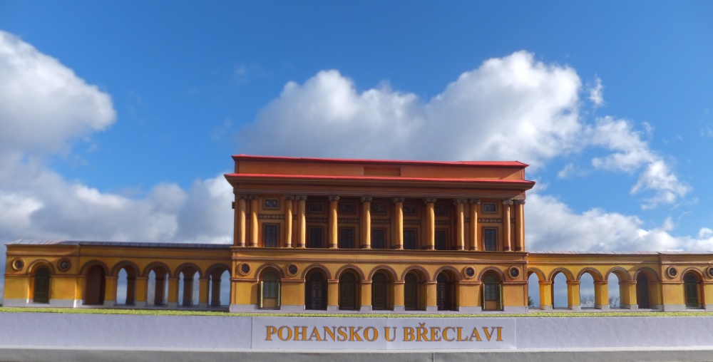 Pohansko u Břeclavi (Plná velikost v novém okně) Pohansko u Břeclavi