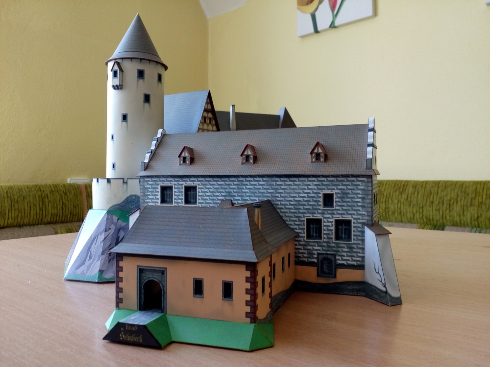 Hrad elmberk (Plná velikost v novém okně) Hrad elmberk