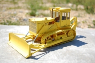 Dozer �TZ T-130