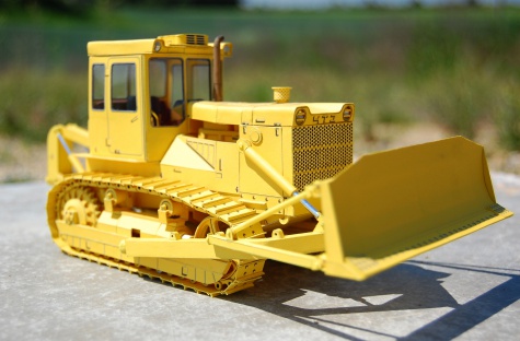 Dozer �TZ T-130