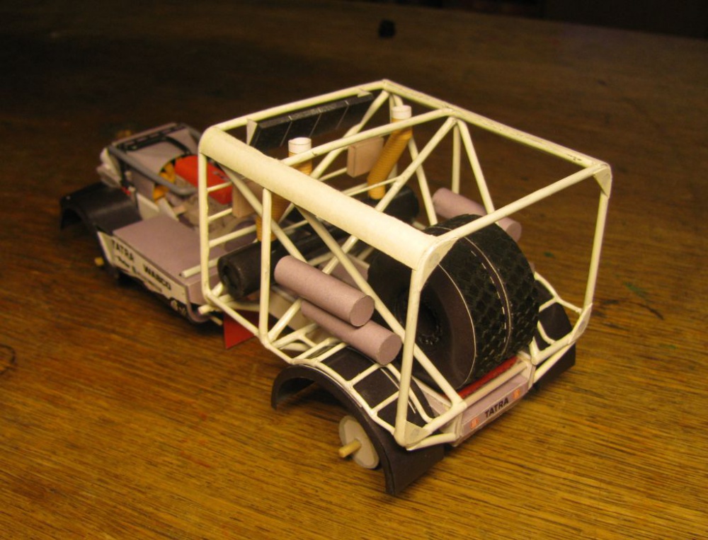 Tatra Jamal 4x4 QUEEN (Plná velikost v novém okně) Tatra Jamal 4x4 QUEEN