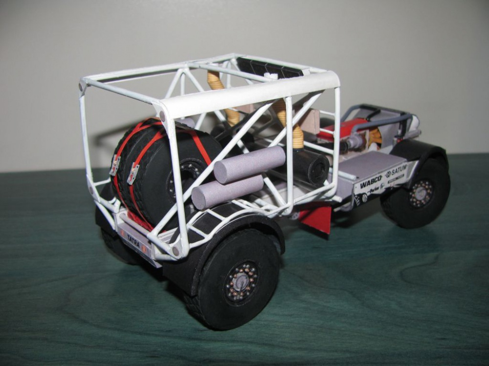 Tatra Jamal 4x4 QUEEN (Plná velikost v novém okně) Tatra Jamal 4x4 QUEEN