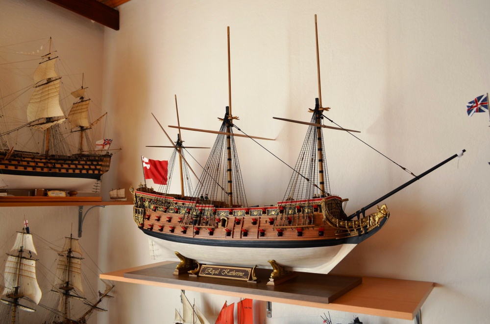 HMS ROYAL KATHERINE 1664 (Plná velikost v novém okně) HMS ROYAL KATHERINE 1664