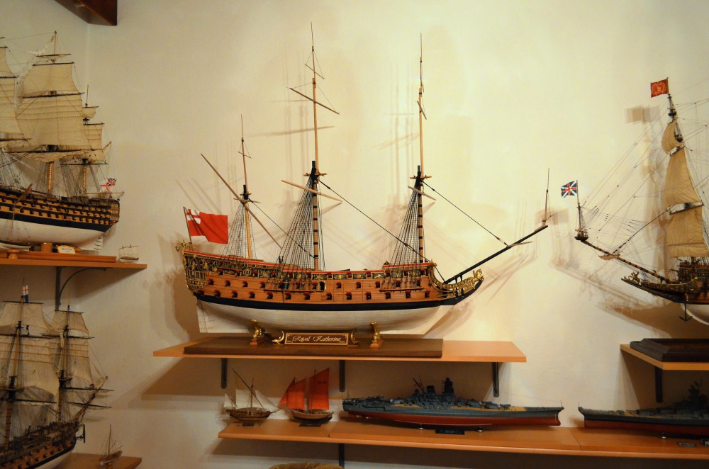 HMS ROYAL KATHERINE 1664 (Plná velikost v novém okně) HMS ROYAL KATHERINE 1664