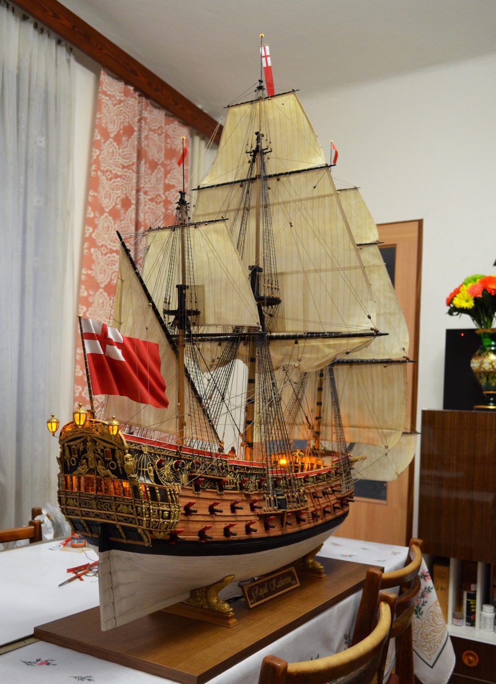 HMS ROYAL KATHERINE 1664 (Plná velikost v novém okně) HMS ROYAL KATHERINE 1664