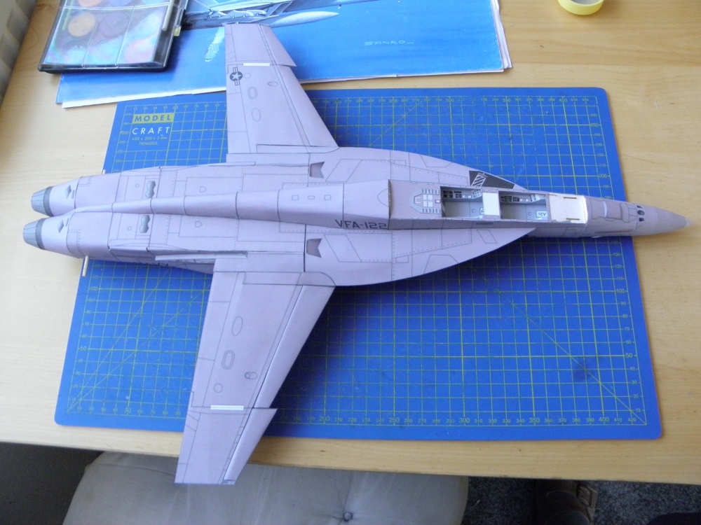 F/A-18 Super Hornet (Plná velikost v novém okně) F/A-18 Super Hornet