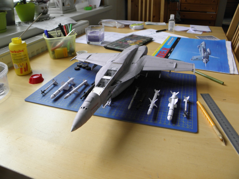 F/A-18 Super Hornet (Plná velikost v novém okně) F/A-18 Super Hornet