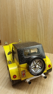 Sportovn� auto