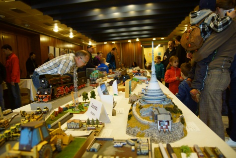 LICARD MODEL SHOW 2017 LICARD MODEL SHOW 2017