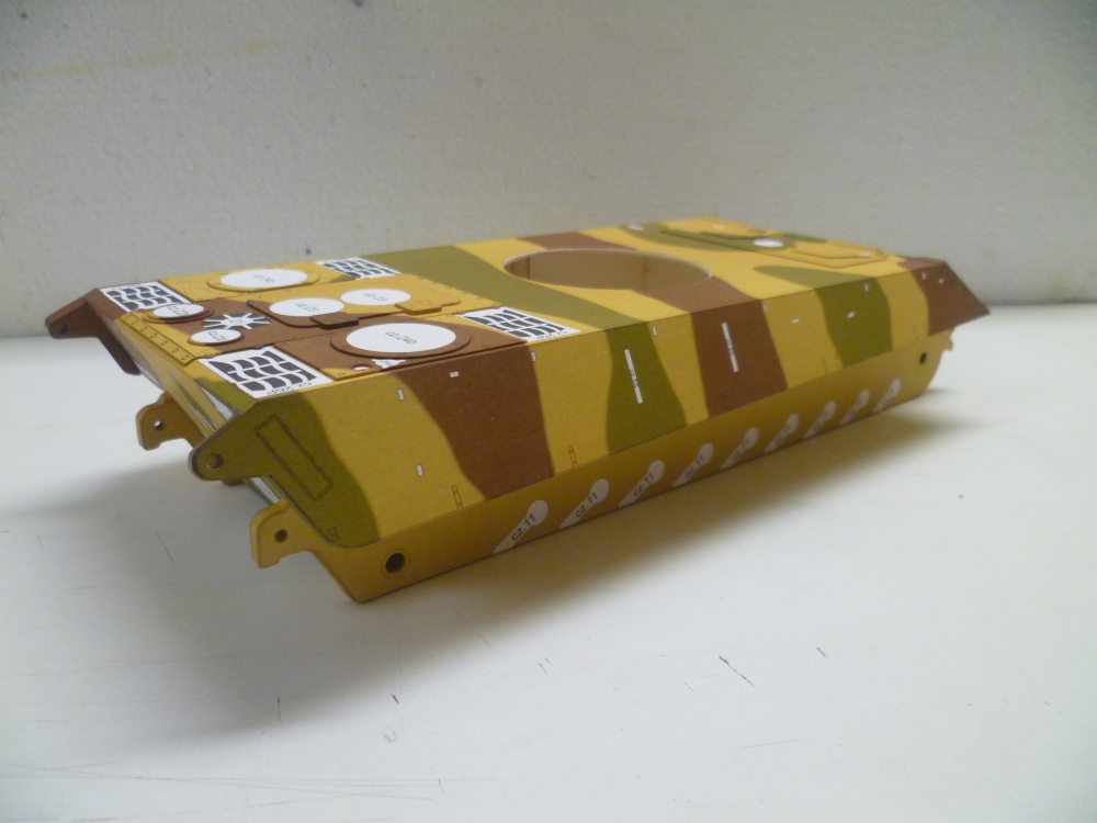 PzKpfw VI Tiger II Ausf:B Königstiger (Plná velikost v novém okně) PzKpfw VI Tiger II Ausf:B Königstiger