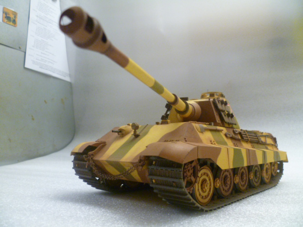 PzKpfw VI Tiger II Ausf:B Königstiger (Plná velikost v novém okně) PzKpfw VI Tiger II Ausf:B Königstiger