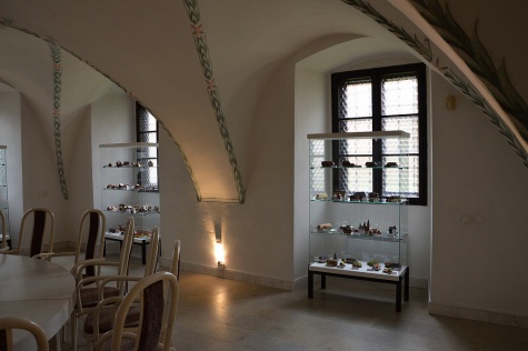 Papierov� architekt�ra v Galante