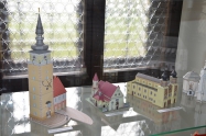 Papierov� architekt�ra v Galante