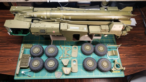 SS-1C SCUD B + MAZ-543 SS-1C SCUD B + MAZ-543