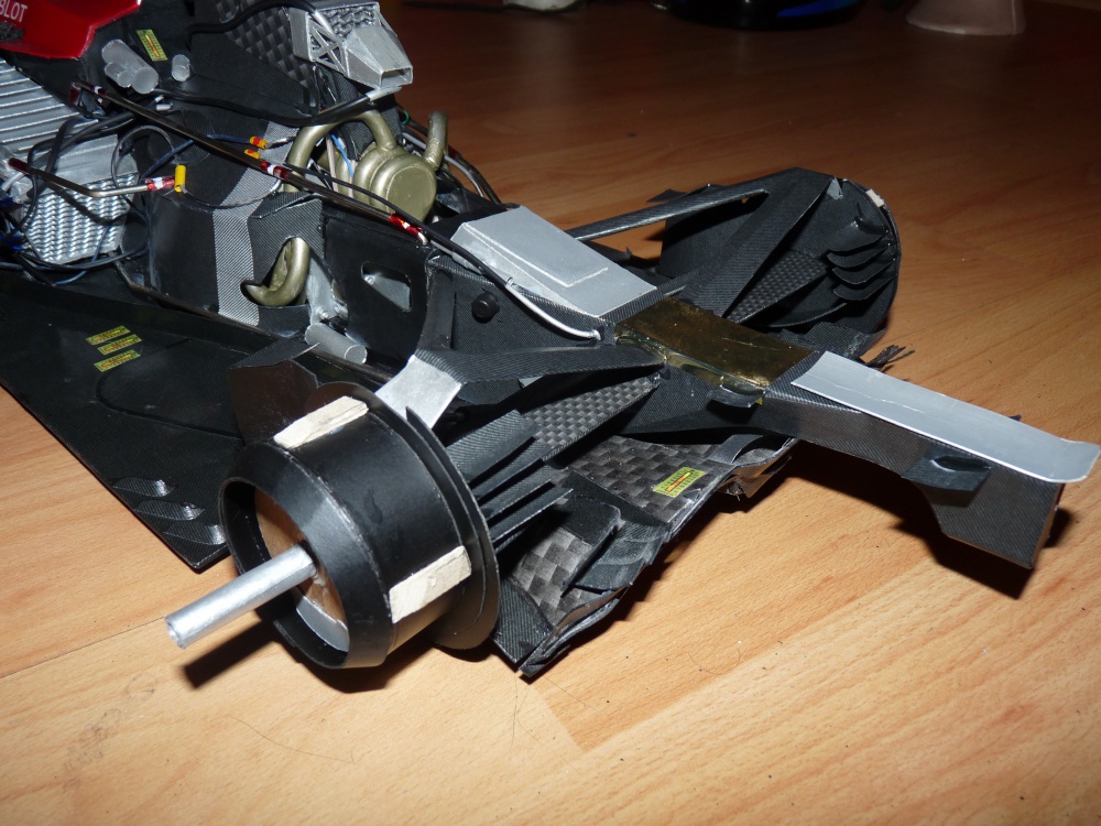 315894