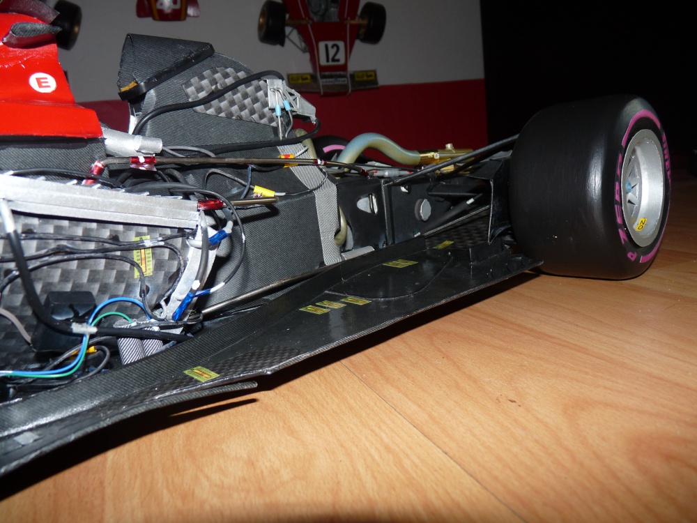 FERRARI SF 70 H (tipo 668) 017 (Plná velikost v novém okně) FERRARI SF 70 H (tipo 668) 017