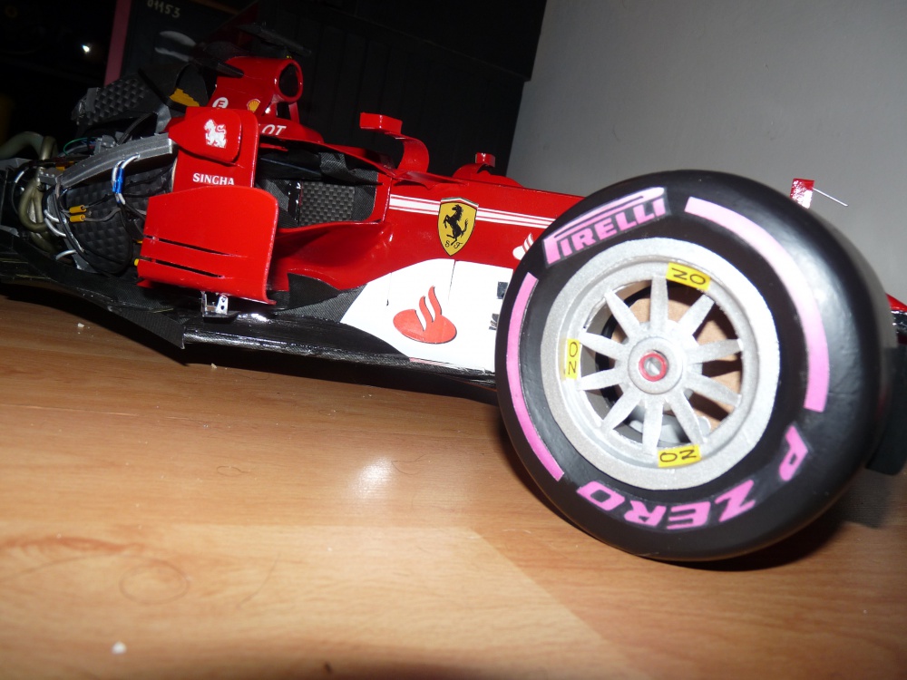 FERRARI SF 70 H (tipo 668) 017 (Plná velikost v novém okně) FERRARI SF 70 H (tipo 668) 017