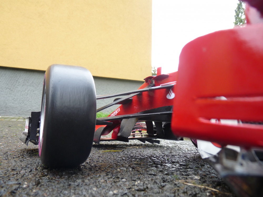 FERRARI SF 70 H (tipo 668) 017 (Plná velikost v novém okně) FERRARI SF 70 H (tipo 668) 017